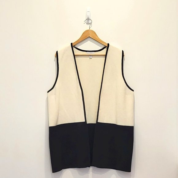 Front Sleeveless Sweater Vest 